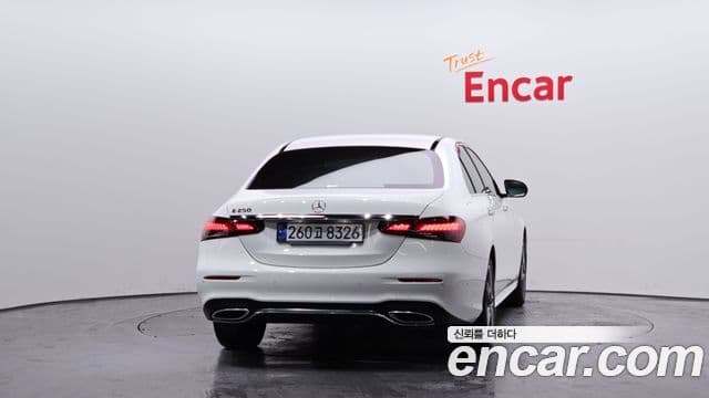 Mercedes-Benz E-класс W213 AMG Line, 2023 4