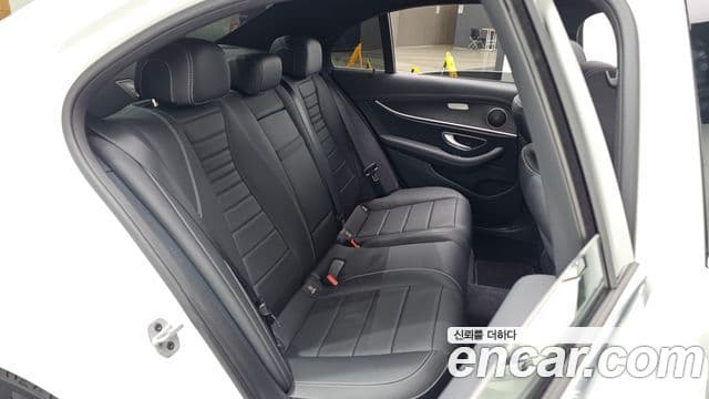 Mercedes-Benz E-класс W213 AMG Line, 2023 12