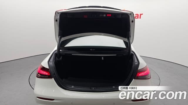 Mercedes-Benz E-класс W213 AMG Line, 2023 20