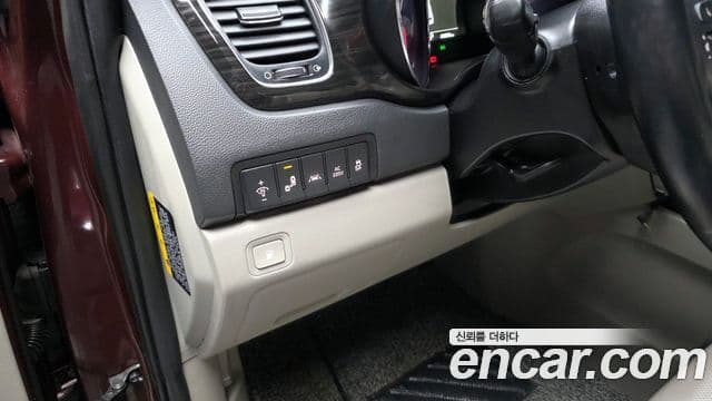 Kia The / новый New Carnival Special, 2020 18