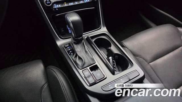 Hyundai Grandeur IG гибрид Exclusive, 2018 9