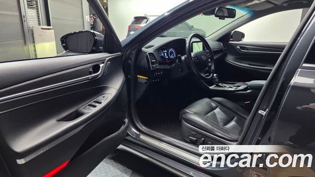 Hyundai Grandeur IG гибрид Exclusive, 2018 10