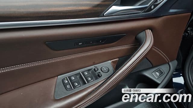BMW 5시리즈 (G30) 520d M Sport Plus, 2018 17