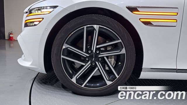 Genesis G80 (RG3) бензин 2.5 турбо AWD, 2025 все фото