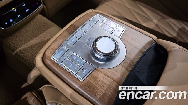 Genesis G80 (RG3) бензин 2.5 турбо AWD, 2025 19