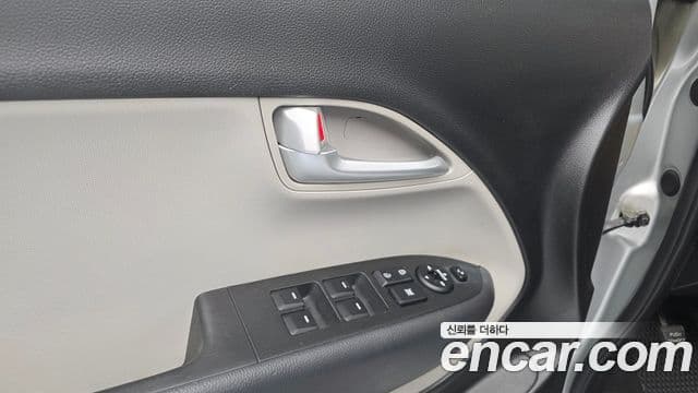 Kia Ray Special, 2012 16