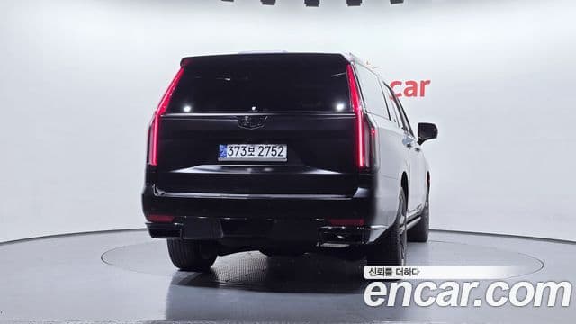 Cadillac Escalade 5세대 ESV Sport Platinum, 2023 4