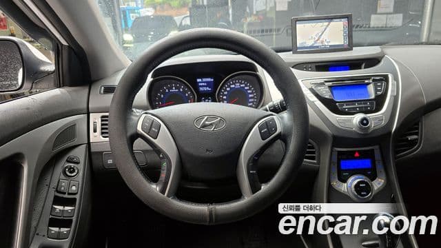 Hyundai Avante MD Premier, 2012 14