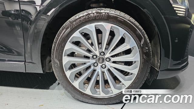 Audi Q8 e-Tron (GE) Premium, 2024 все фото