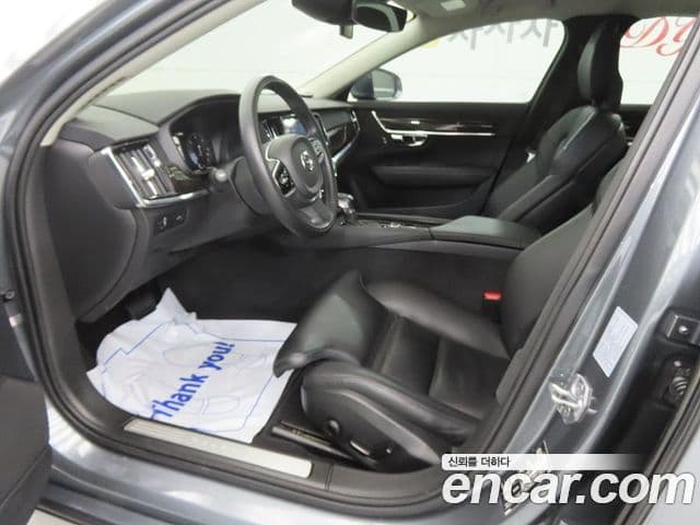 Volvo S90 D4 Momentum, 2018 все фото