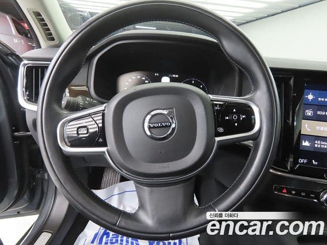 Volvo S90 D4 Momentum, 2018 8