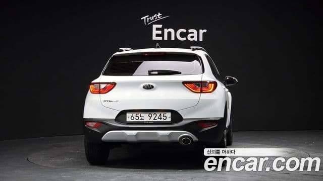 Kia Stonic Trendy, 2019 4