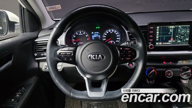 Kia Stonic Trendy, 2019 13