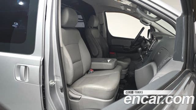 Hyundai Grand Starex Smart, 2017 10