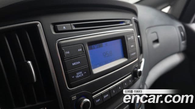 Hyundai Grand Starex Smart, 2017 14