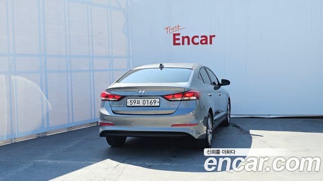 Hyundai Avante AD Modern, 2016 4