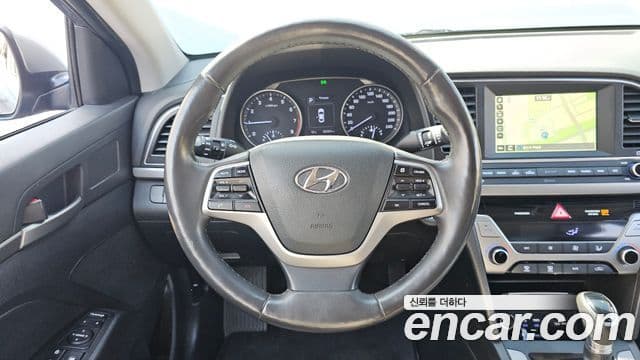 Hyundai Avante AD Modern, 2016 13
