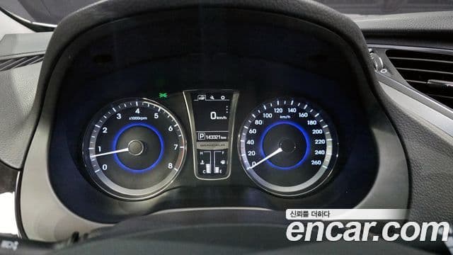 Hyundai Grandeur HG Modern, 2015 8