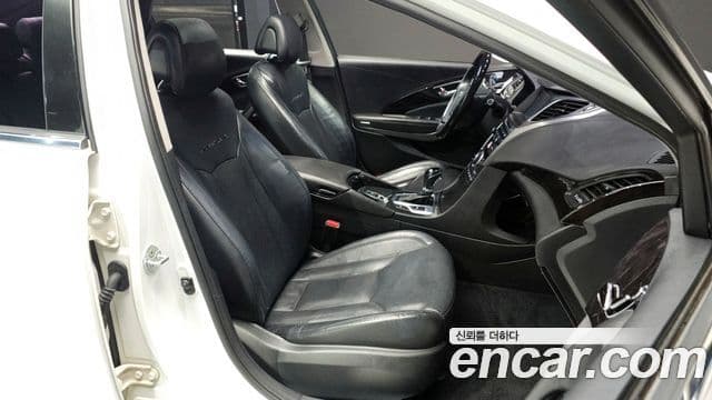 Hyundai Grandeur HG Modern, 2015 10