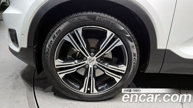 Volvo XC40 B4 Inscription, 2021 все фото