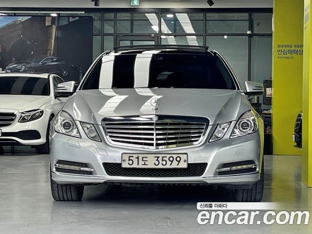 Mercedes-Benz E-класс W212 E300 Elegance, 2013 3