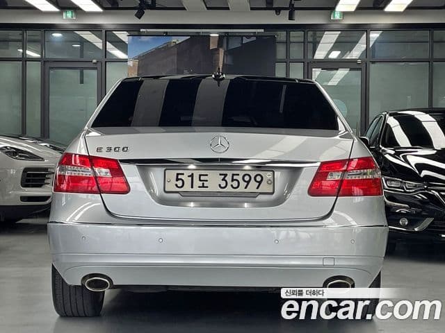 Mercedes-Benz E-класс W212 E300 Elegance, 2013 4