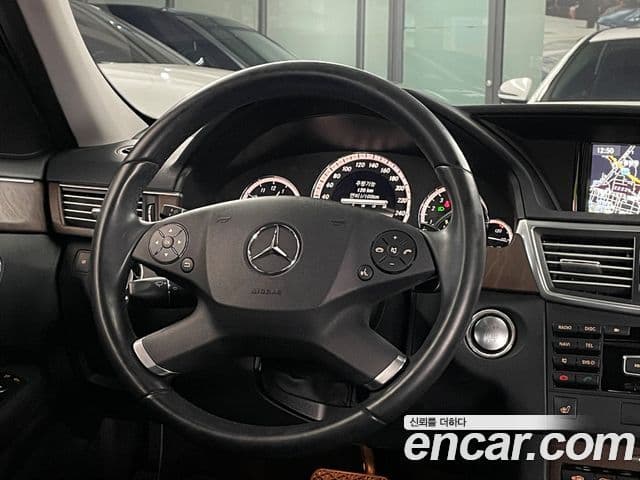 Mercedes-Benz E-класс W212 E300 Elegance, 2013 12
