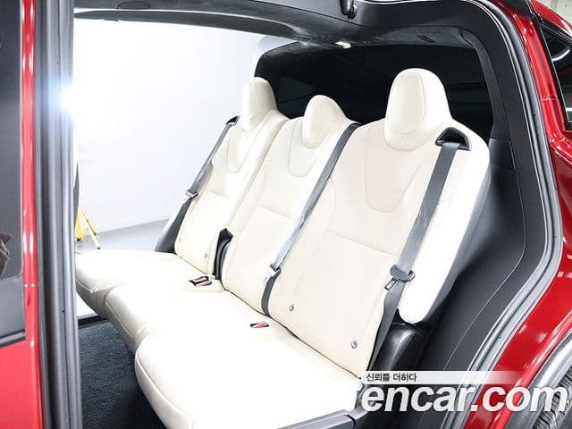 Tesla модель X, 2023 11