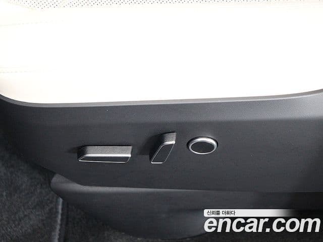 Tesla модель X, 2023 18