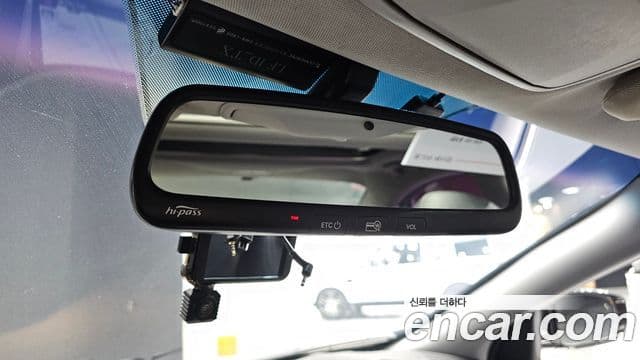 Hyundai YF Sonata чёрный, 2011 19