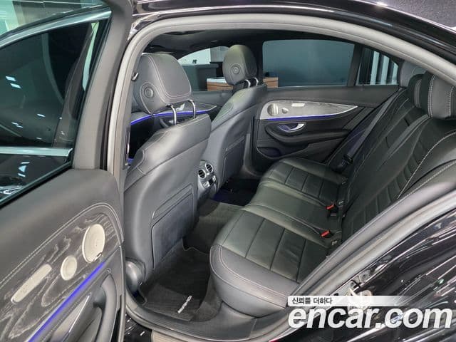 Mercedes-Benz E-класс W213 AMG Line, 2022 11