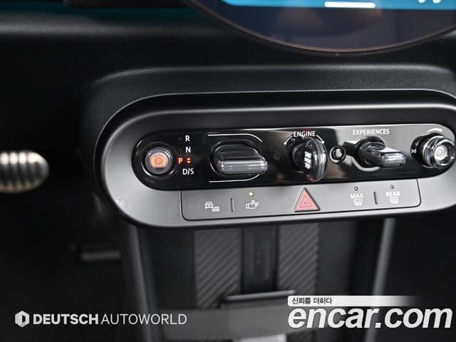 Mini Cooper S кабриолет 4세대 JCW, 2025 9