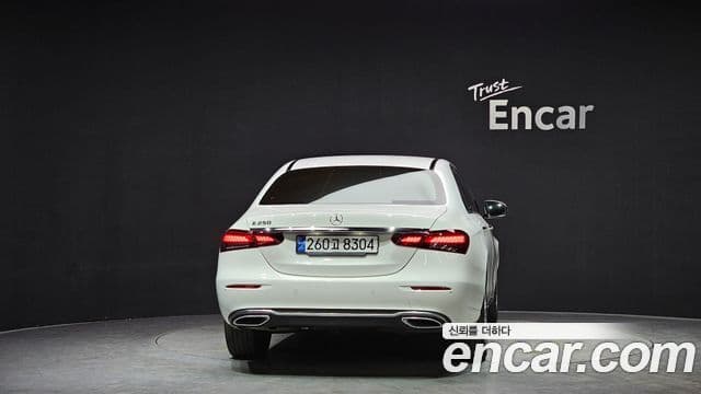 Mercedes-Benz E-класс W213 Exclusive, 2022 4