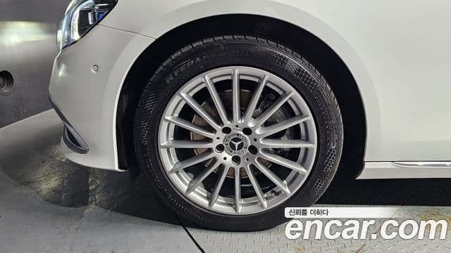 Mercedes-Benz E-класс W213 Exclusive, 2022 все фото