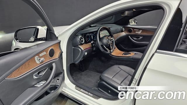 Mercedes-Benz E-класс W213 Exclusive, 2022 11