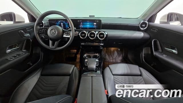 Mercedes-Benz A-класс W177 A220 хэтчбек, 2019 7