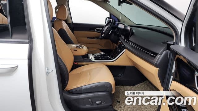 Kia Carnival 4세대 Signature, 2021 11