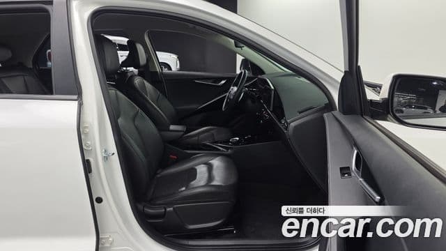 Kia D All New Niro EV Air, 2023 12