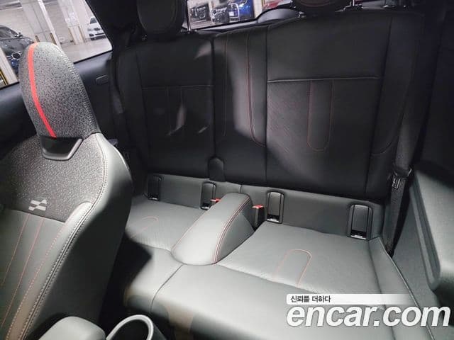 Mini Cooper S 4세대 JCW, 2025 11