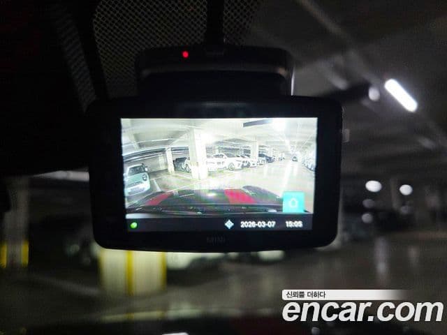 Mini Cooper S 4세대 JCW, 2025 16