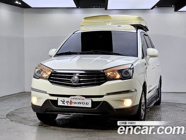 KG모빌리티(SsangYong) Korando 투리스모 4WD outdoor Edition 9인승, 2016 1