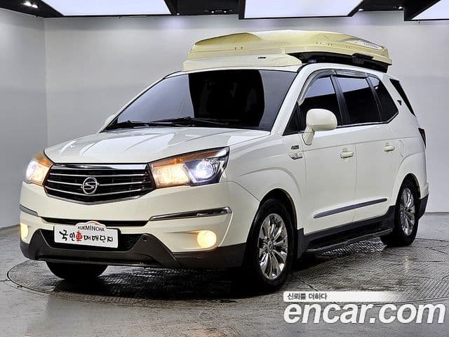 KG모빌리티(SsangYong) Korando 투리스모 4WD outdoor Edition 9인승, 2016 2