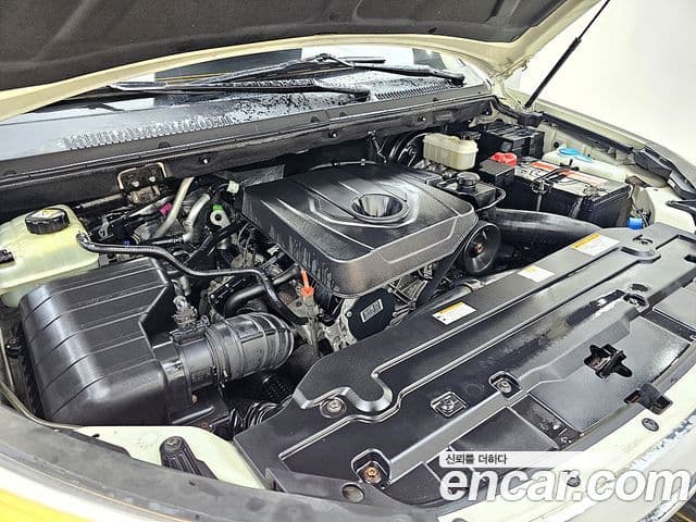 KG모빌리티(SsangYong) Korando 투리스모 4WD outdoor Edition 9인승, 2016 6