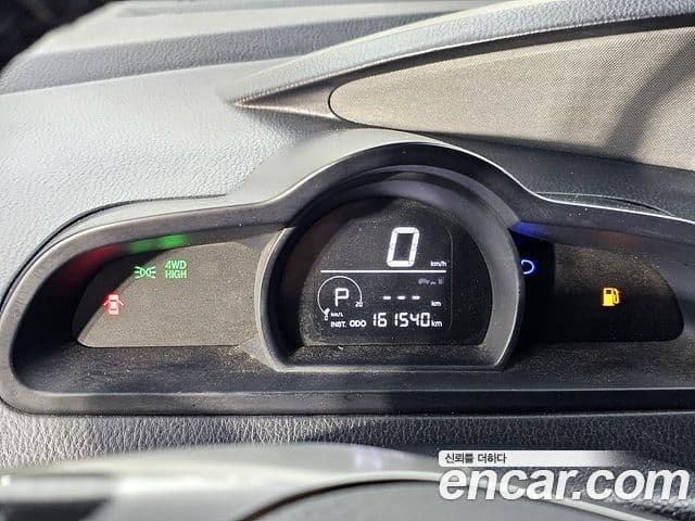 KG모빌리티(SsangYong) Korando 투리스모 4WD outdoor Edition 9인승, 2016 7