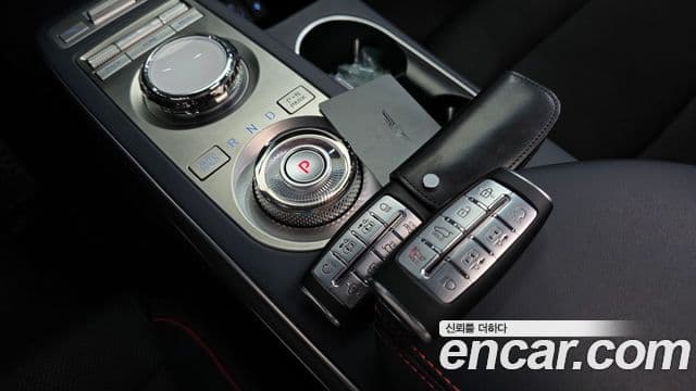 Genesis GV70, 2021 9