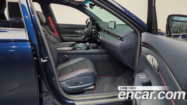 Genesis GV70, 2021 11