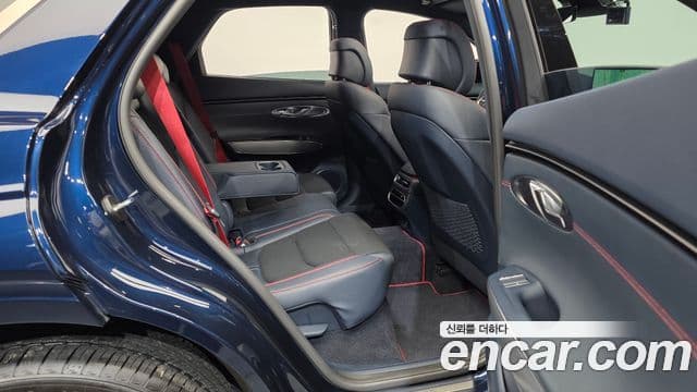 Genesis GV70, 2021 12