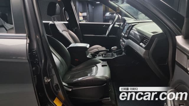 KG모빌리티(SsangYong) Rexton Sport Prestige, 2021 10