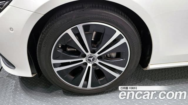 Mercedes-Benz E-класс W213 Avantgarde, 2022 все фото