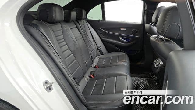 Mercedes-Benz E-класс W213 Avantgarde, 2022 12